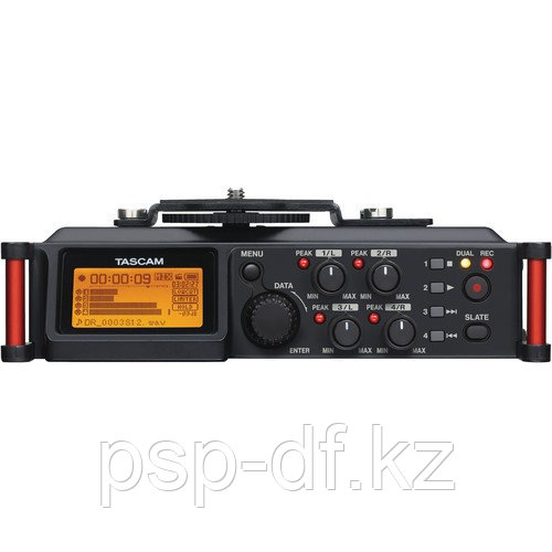 Рекордер Tascam DR-70D