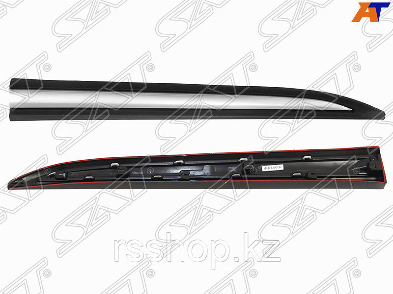 Накладка на дверь MITSUBISHI OUTLANDER 15- RH передняя, фото 1