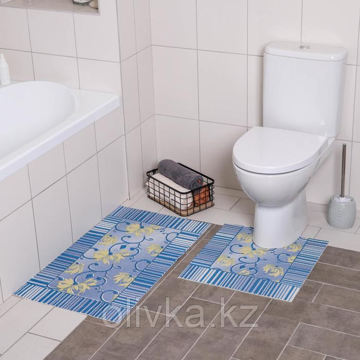 Набор ковриков для ванны и туалета «Листья голубые», 2 шт: 50×50, 50×85 см