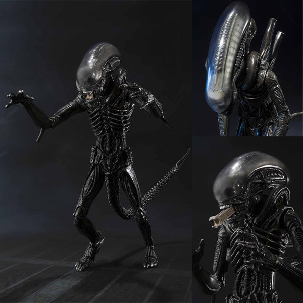 S.H.MonsterArts "Чужой против Хищника" Фигурка Чужого