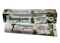 Аюрведическая травяная зубная паста Sangam Herbals