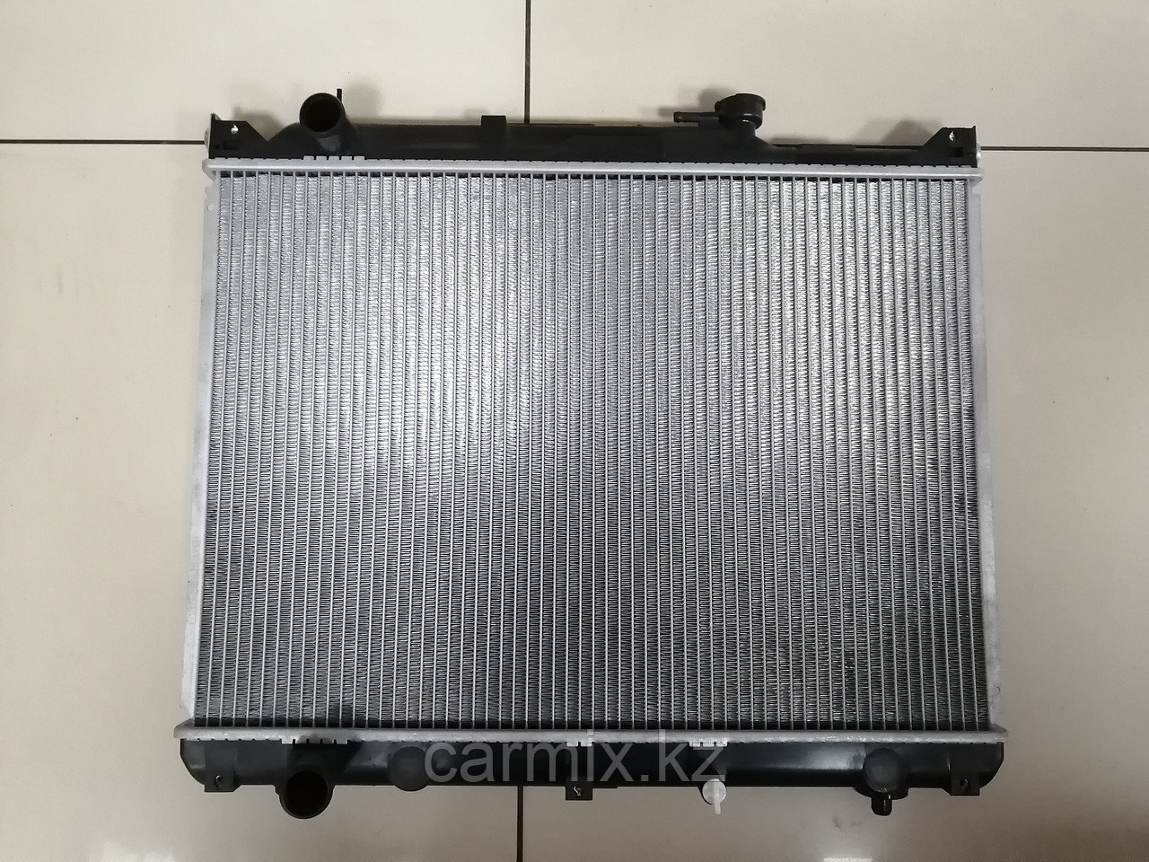 17700-52D00, Радиатор системы охлаждения SUZUKI: GRAND VITARA 2.7, POLCAR, POLAND - фото 2 - id-p87111741