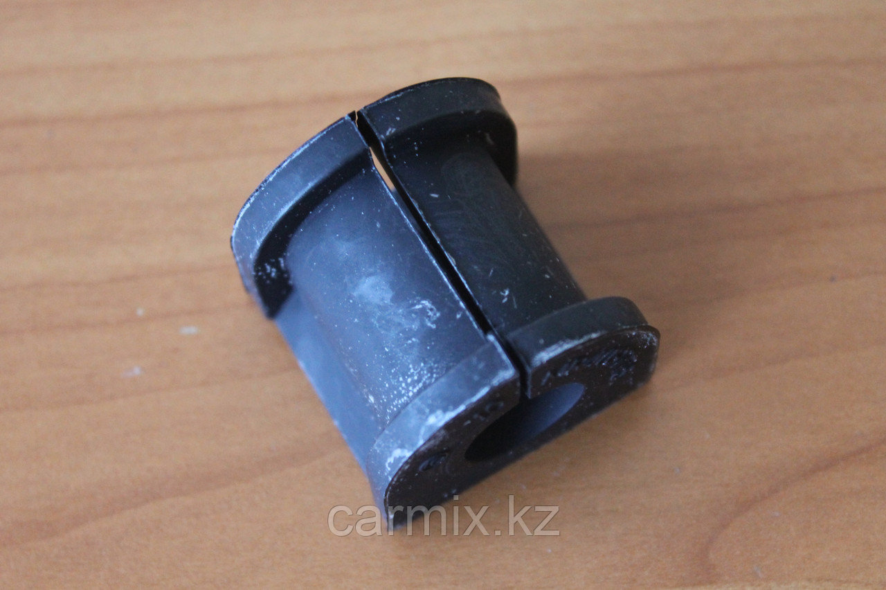 Втулка заднего стабилизатора OUTLANDER CU5W