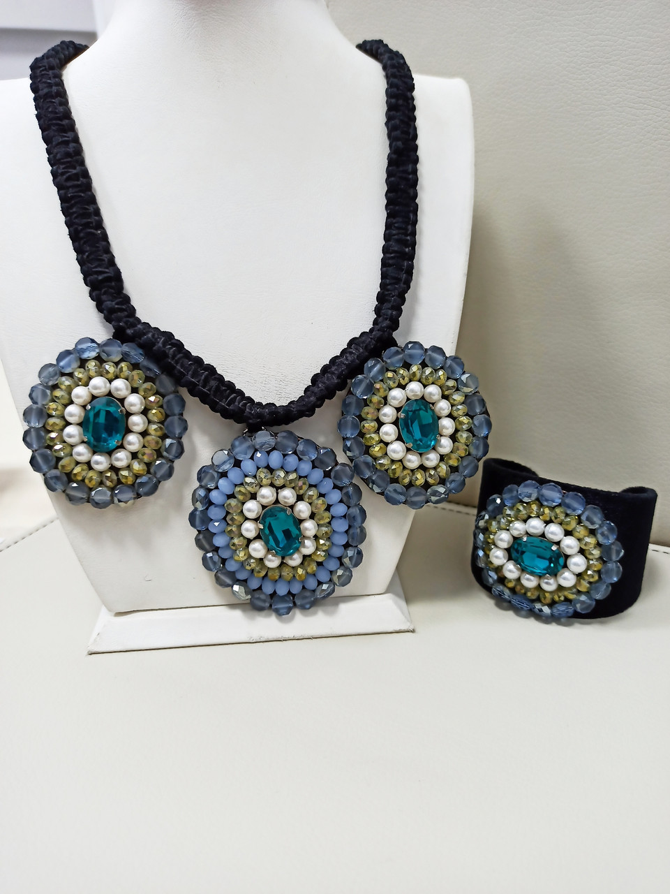 Комплект колье и браслет со Swarovski