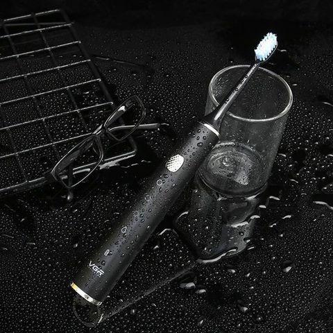 Зубная щётка ультразвуковая с беспроводной USB-зарядкой VGR Navigator + 2 сменные насадки (Черный) - фото 4 - id-p87269250