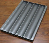 Противень багетный с тефлоновым покрытием перфорированный