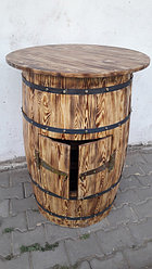 Деревянные столы-бочки