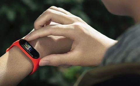 Браслет здоровья Smart Bracelet 4 Pro с датчиками температуры и давления (Черный) - фото 4 - id-p87336946