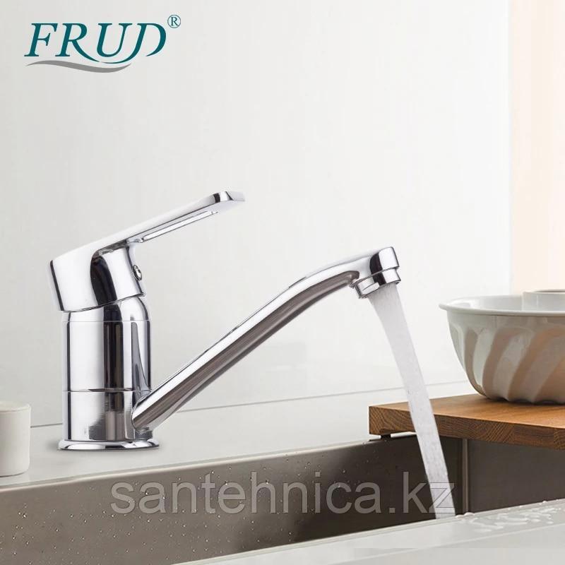 FRUD R45104 Смеситель д/раковины кор. гусак хром