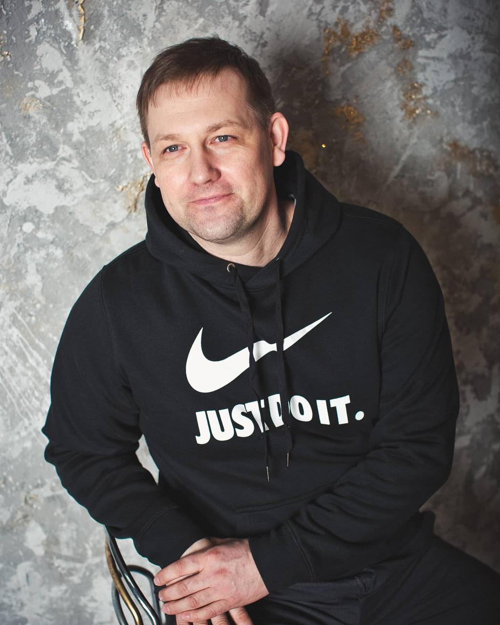Толстовка Nike