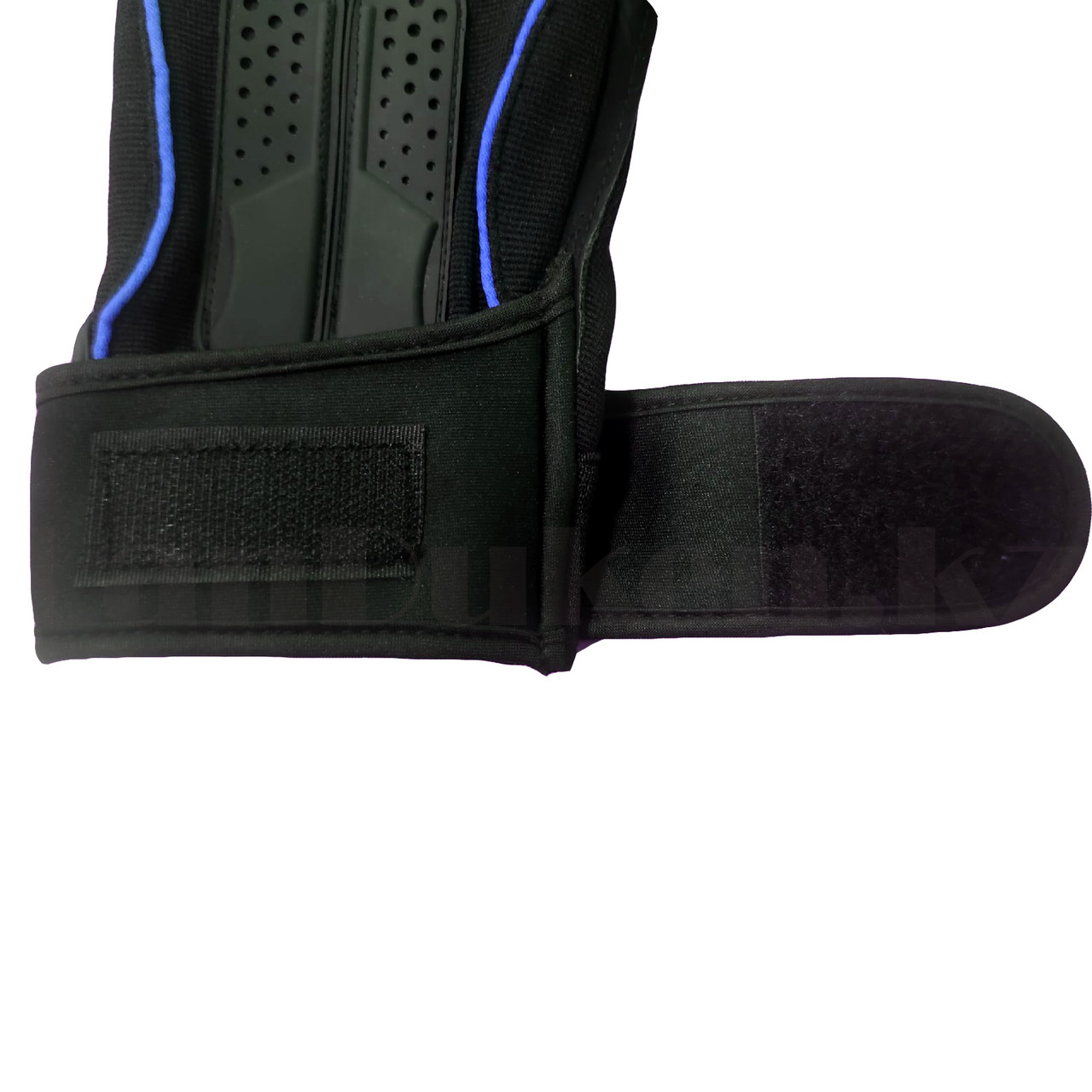 Перчатки для фитнеса и тренажеров турника противоскользящие (без пальцев) черно-синие - фото 3 - id-p87479005