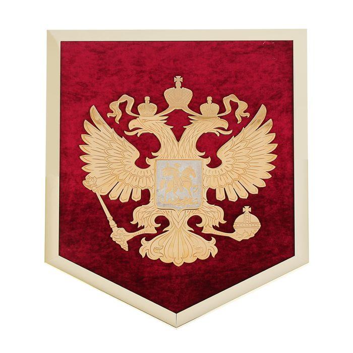 "Герб России" на бархате в пенале