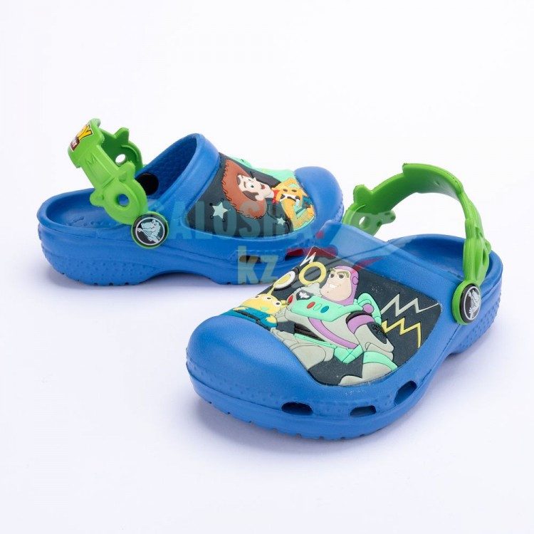 buzz lightyear crocs