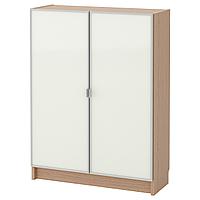BILLY БИЛЛИ / MORLIDEN МОРЛИДЕН Шкаф книжный со стеклянными дверьми, дубовый шпон, беленый/стекло, 80x30x106