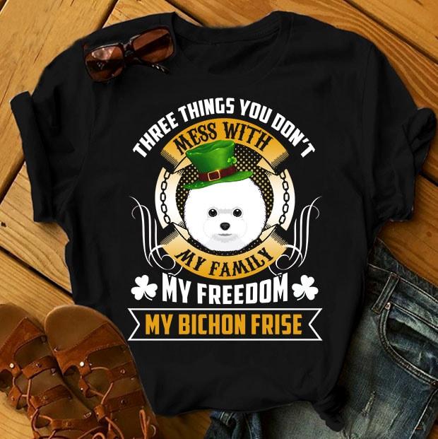 Футболка с принтом "Three things you don't mess with my family, my freedom, my Bichon frise"
