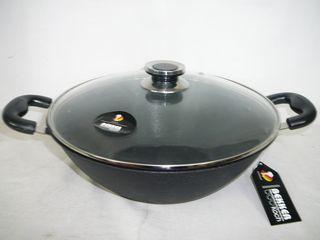 Котел 4,5л 30см чугун Bekker BK-633 с крышкой