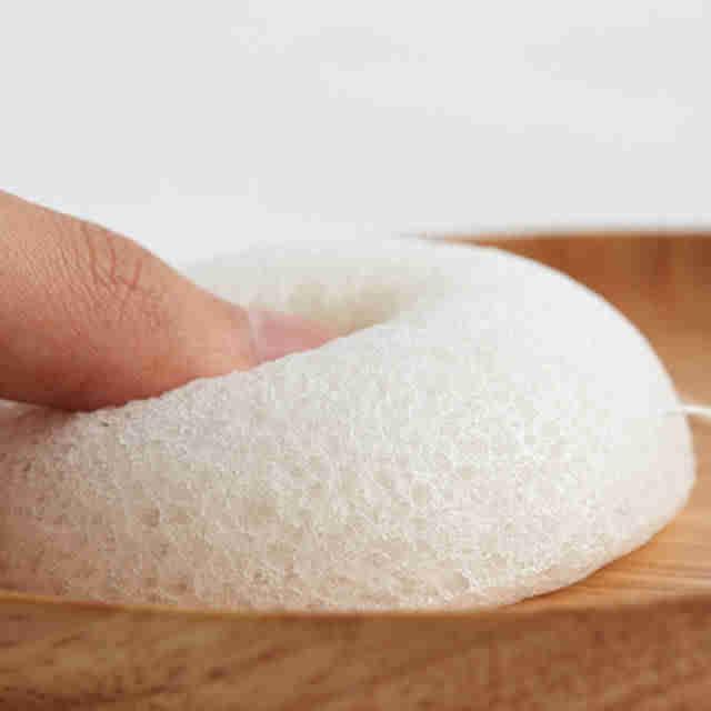 Спонж для умывания Конняку - Konjac Sponge