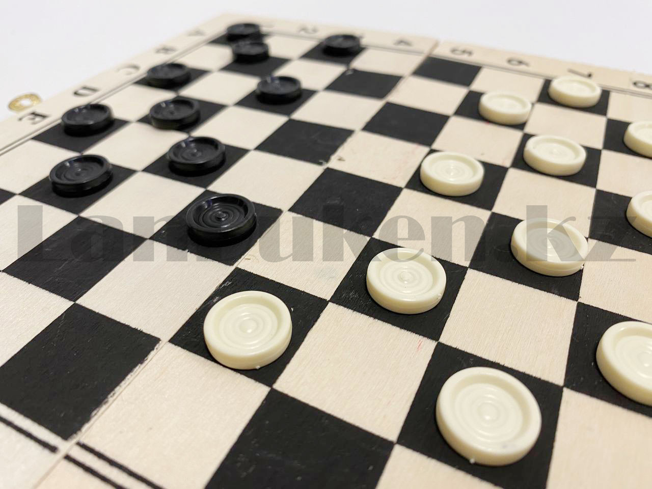 Мини Шахматы, шашки и нарды пластиковые 3 в 1 деревянная доска 21х20,7 см - фото 4 - id-p88281153