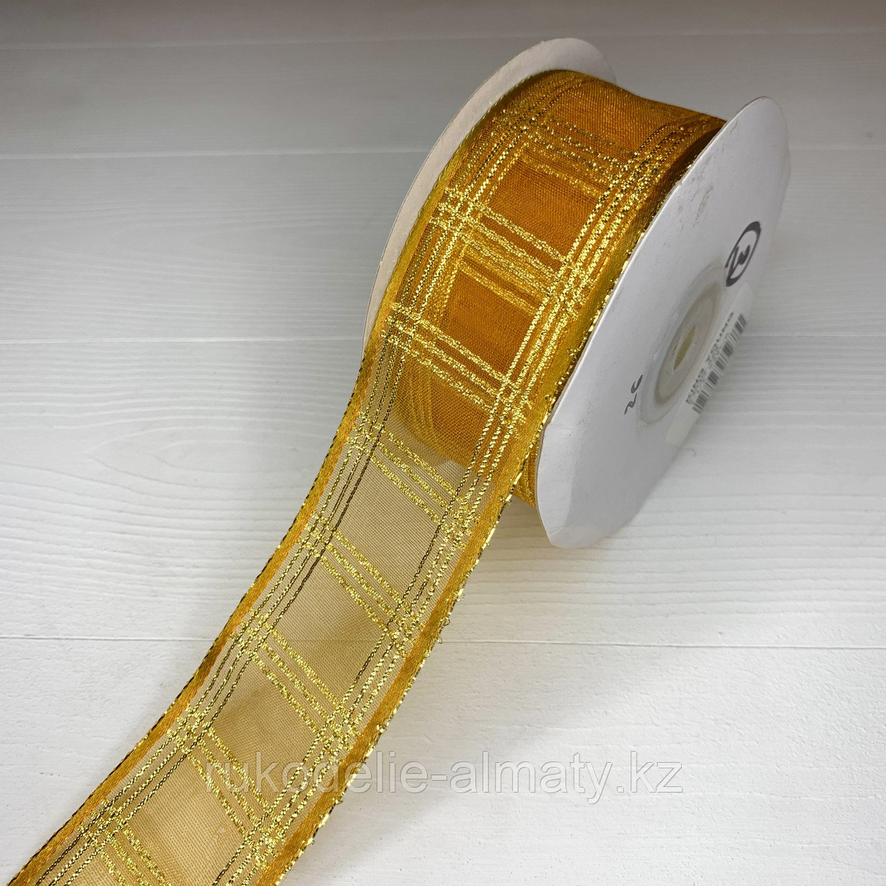 Лента декоративная капроновая с золотыми полосками 40 мм, К-303 - фото 2 - id-p88548940