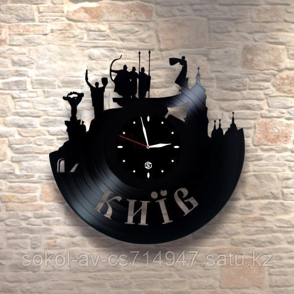 Настенные часы из пластинки Київ, подарок иностранцу, на память уезжающему, 0070