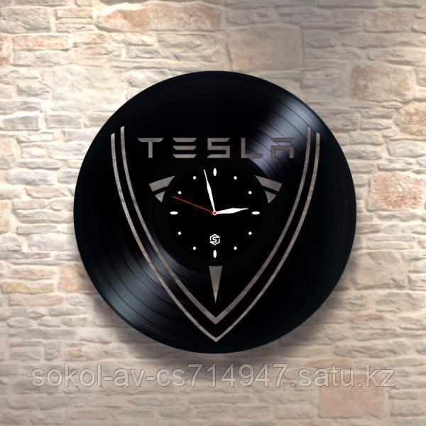 Настенные часы из пластинки, Tesla Тесла, подарок фантам, любителям, владельцам, 0314