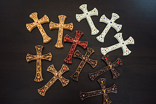 Панно крест резной настенный из дерева Инкрустация, 12.6 x 18.5 см