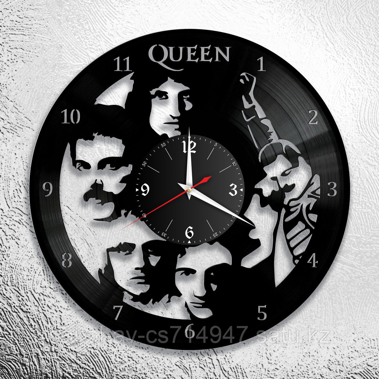 Часы из пластинки, группа Квин Фредди Меркьюри Queen Freddie Mercury, подарок фанатам, любителям, 0704