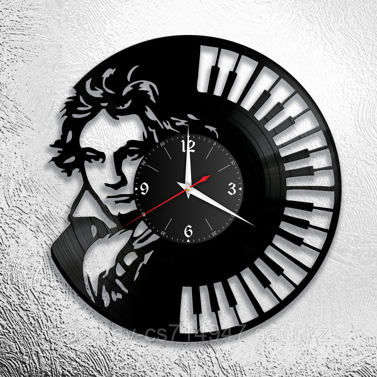 Настенные часы из пластинки, Людвиг ван Бетховен, подарок музыкантам, композиторам, фанатам, любителям, 0823
