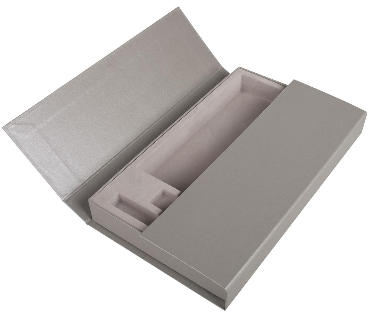 Коробка Triplet под ежедневник, флешку и ручку, серебристая (артикул 12467.10) - фото 2 - id-p88636576