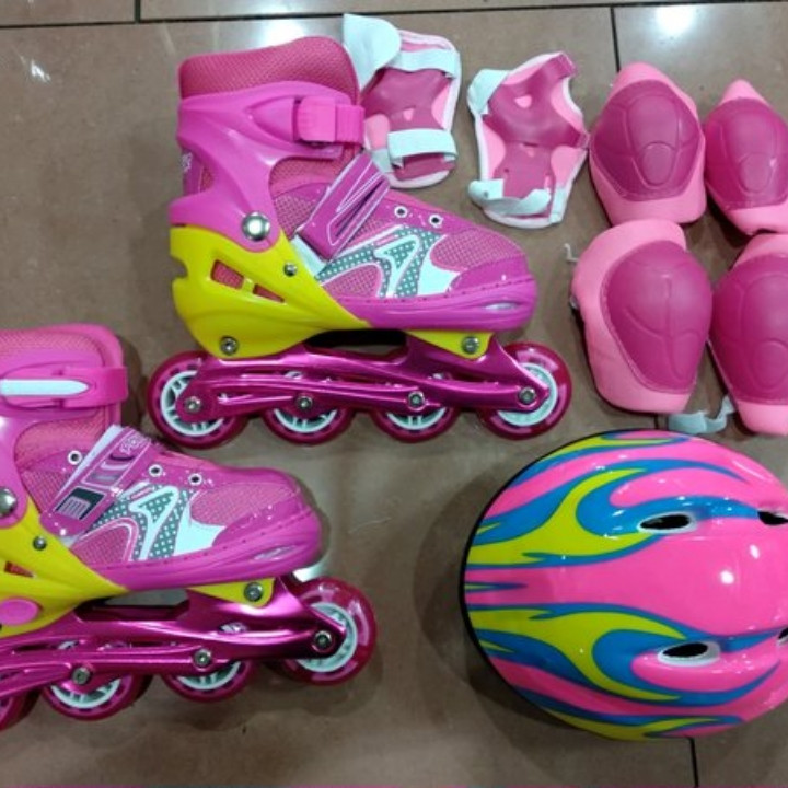 Комплект роликовых коньков с защитой и шлемом, каучуковые колеса - фото 1 - id-p51123635
