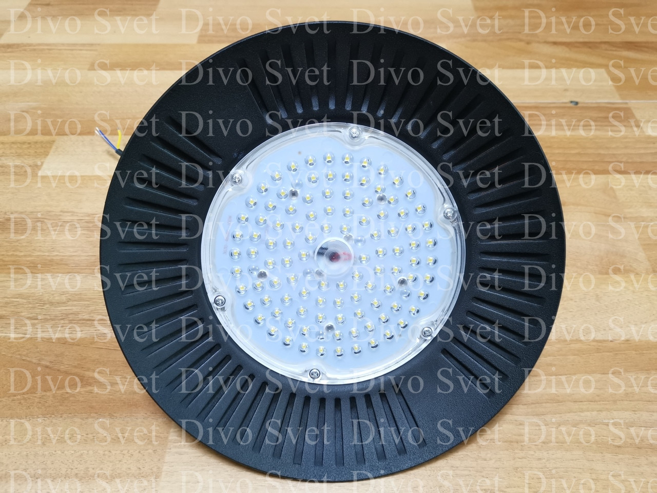 Светильник складской светодиодный UFO 200W. Промышленный подвесной LED UFO 200 Ватт. Светильник УФО купольный
