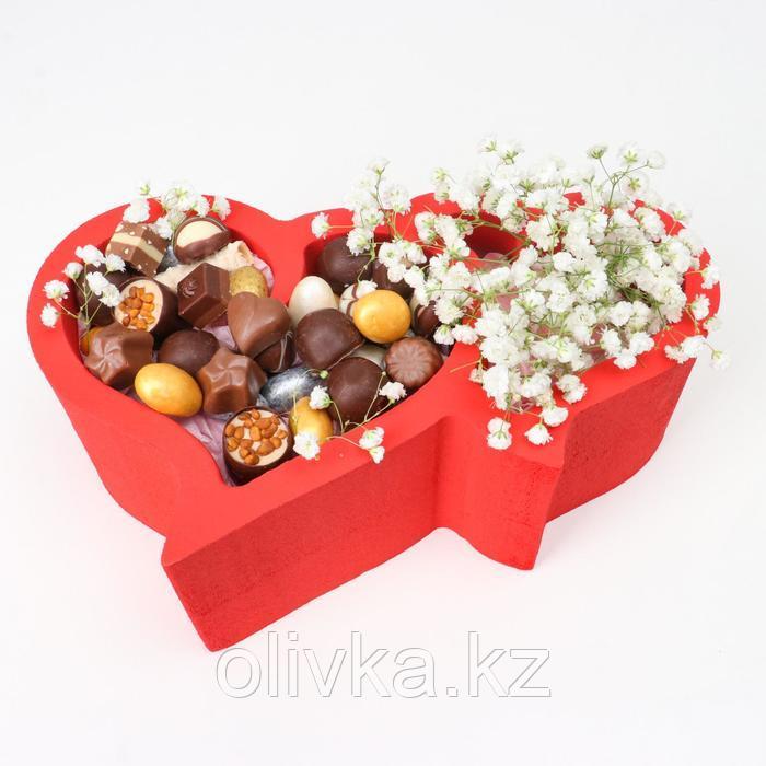 Пенобокс 28×18×10 см кашпо для цветов и подарков "Сердца, сердечки", красный