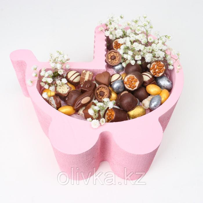 Пенобокс 26×25×10 см кашпо для цветов и подарков "Коляска", розовый