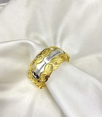 Камминг киска, тек жақыннан түсірілген фото