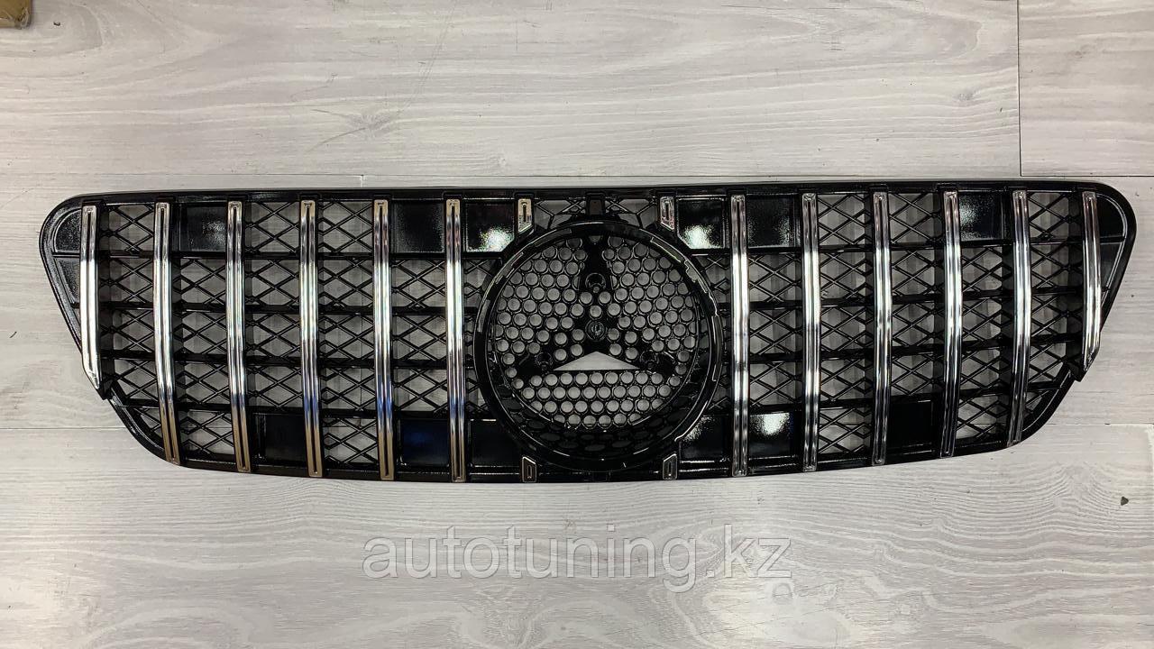 Решетка радиатора GT PanAmericana на Mercedes Benz ML W163 1997-2005 - фото 1 - id-p88908624