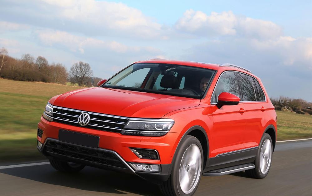 Пороги "Premium" Volkswagen Tiguan (2017-2021)