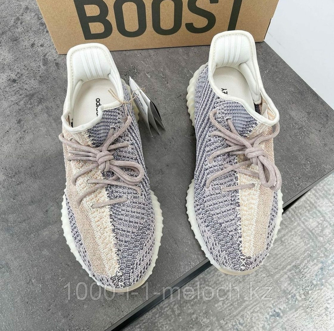 Кросовки Yeezy Boost 350 V2 (унисекс) размер от 39 до 44 - фото 2 - id-p78940423