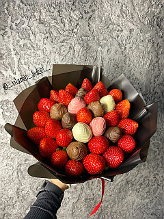 Клубника в шоколаде, размер S