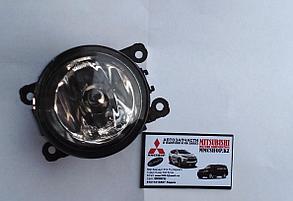 Туманка противотуманка Противотуманная фара Паджеро 4 Pajero четвертое поколение Митсубиси митсубиши