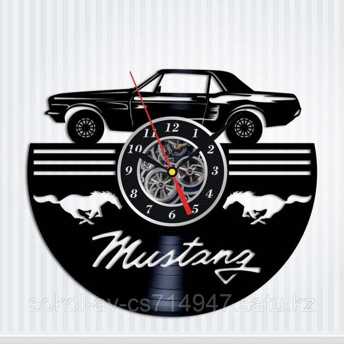 Настенные часы из пластинки, Ford Mustang Форд Мустанг, подарок владельцу, фанатам, любителям, 0498