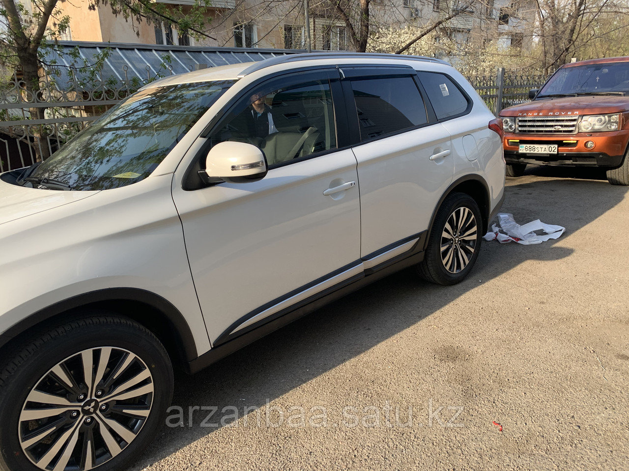 Ветровики на Mitsubishi Outlander 2012-2021 /дефлекторы боковых окон на Митсубиси Оутлендер Аутлендер