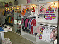 Оборудование для магазинов и бутиков детской одежды