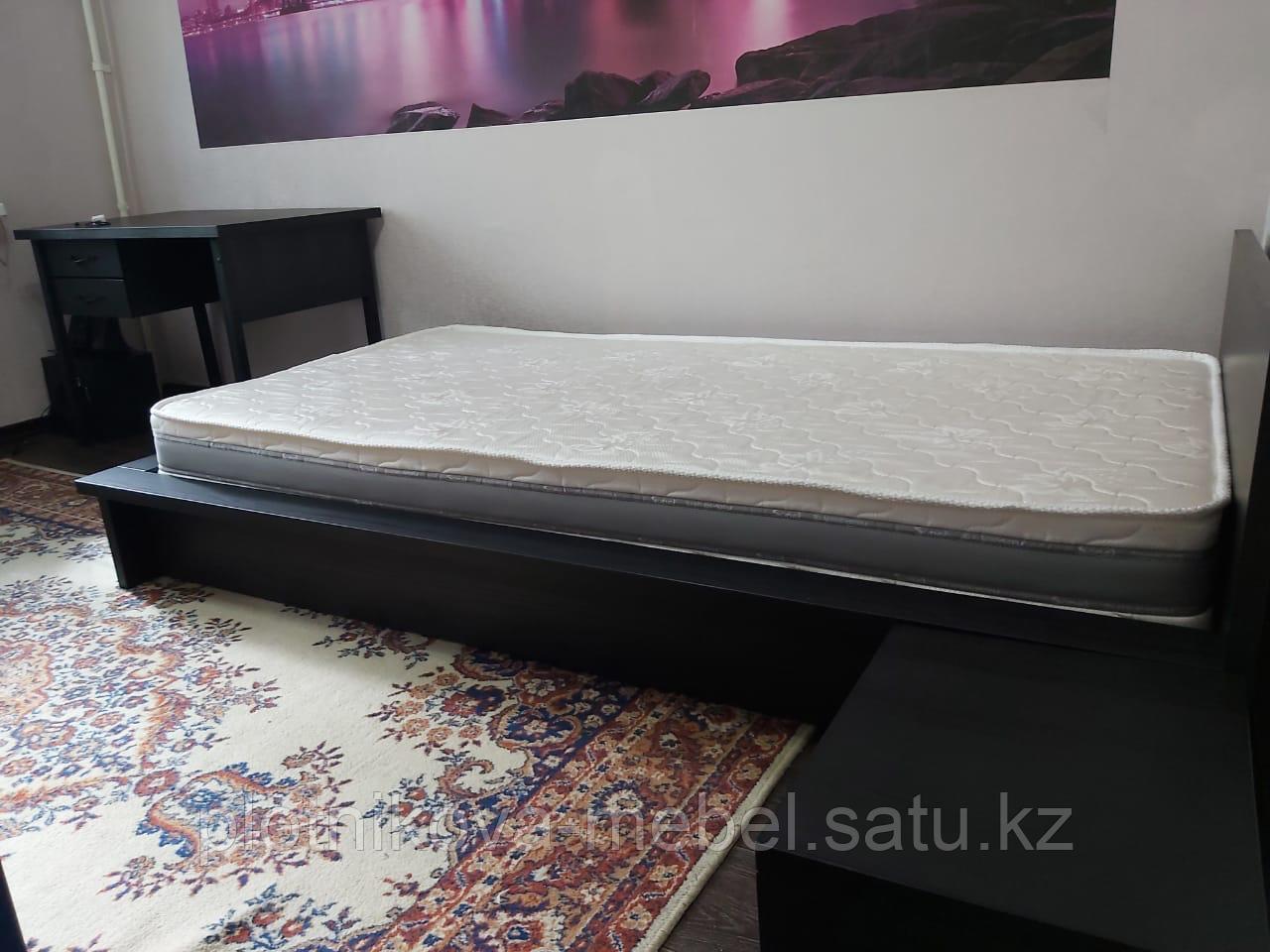 Кровать полуторка в детскую комнату - 81 фото