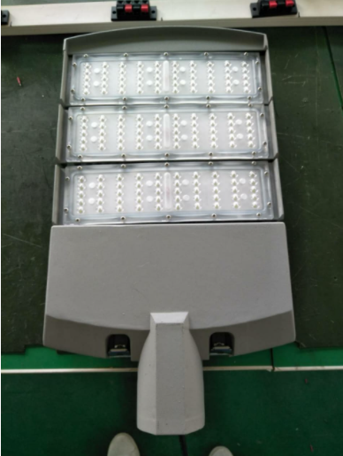 Уличный светодиодный светильник SLM 150вт, IP67 - фото 2 - id-p87063423