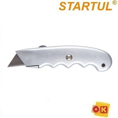 Нож с выдвижным трапециевидным лезвием STARTUL MASTER (ST0935)