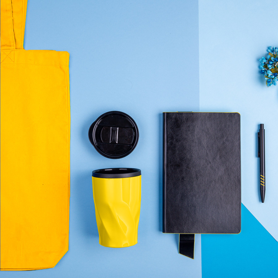 Набор подарочный VIBES4HIM: бизнес-блокнот, ручка, термокружка, сумка, черно-желтый - фото 1 - id-p89717352