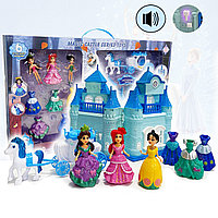 Игровой набор кукольный домик с 3 принцессами, 6 платьями и каретой с лошадью со светомузыкой Холодное сердце