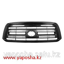 Решетка радиатора Toyota Tundra 2010-2013 гг /черный молдинг/