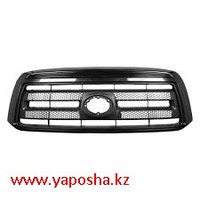 Решетка радиатора Toyota Tundra 2010-2013 гг /черный молдинг/