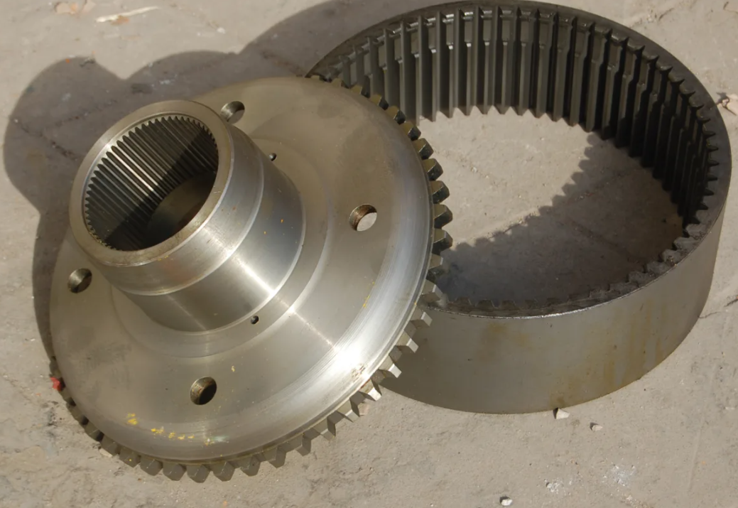 Зубчатая передача бортового редуктора 83513208